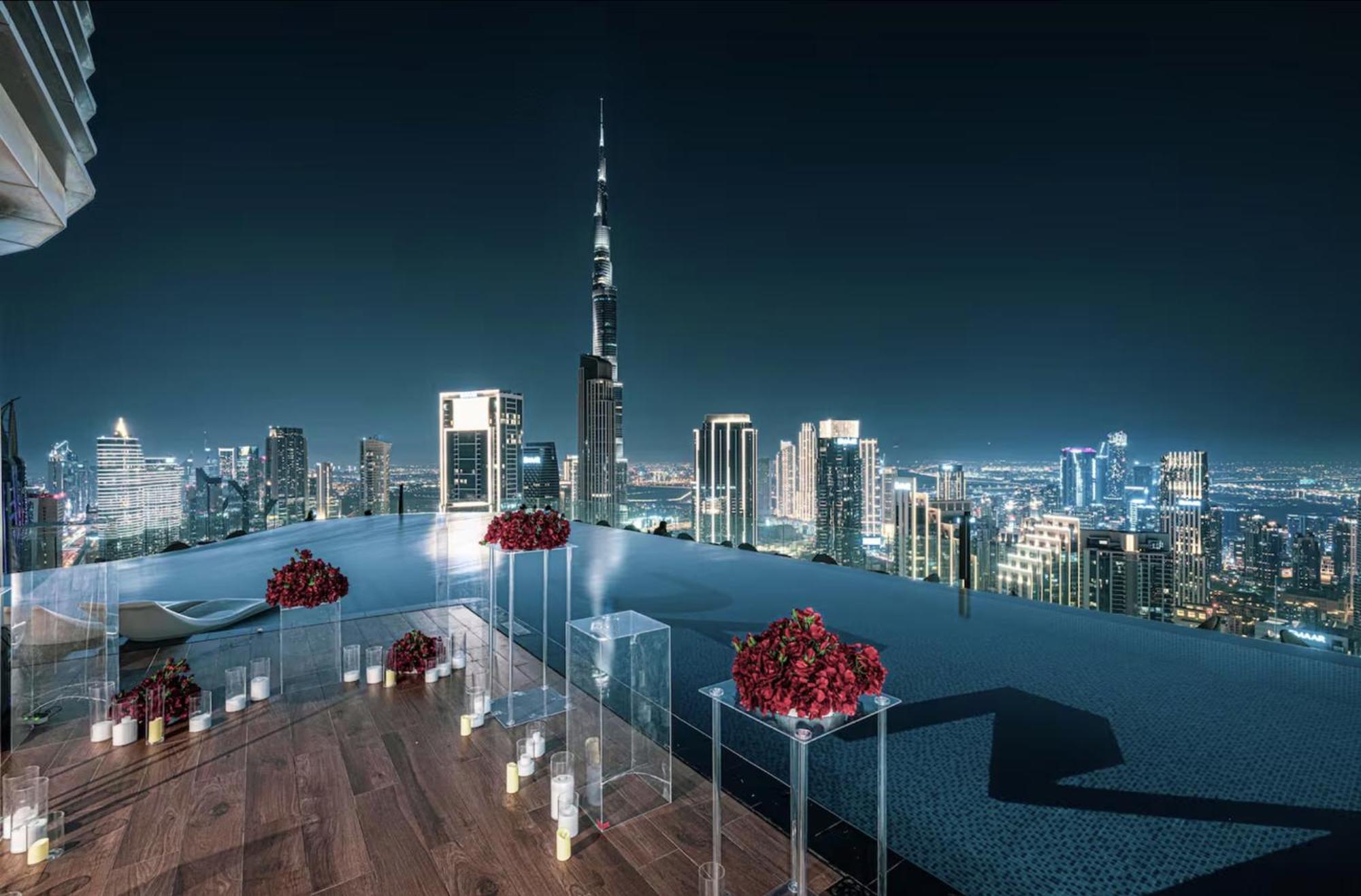 Highest Infinity Pool In Downtown Dubai Apartment Exterior photo